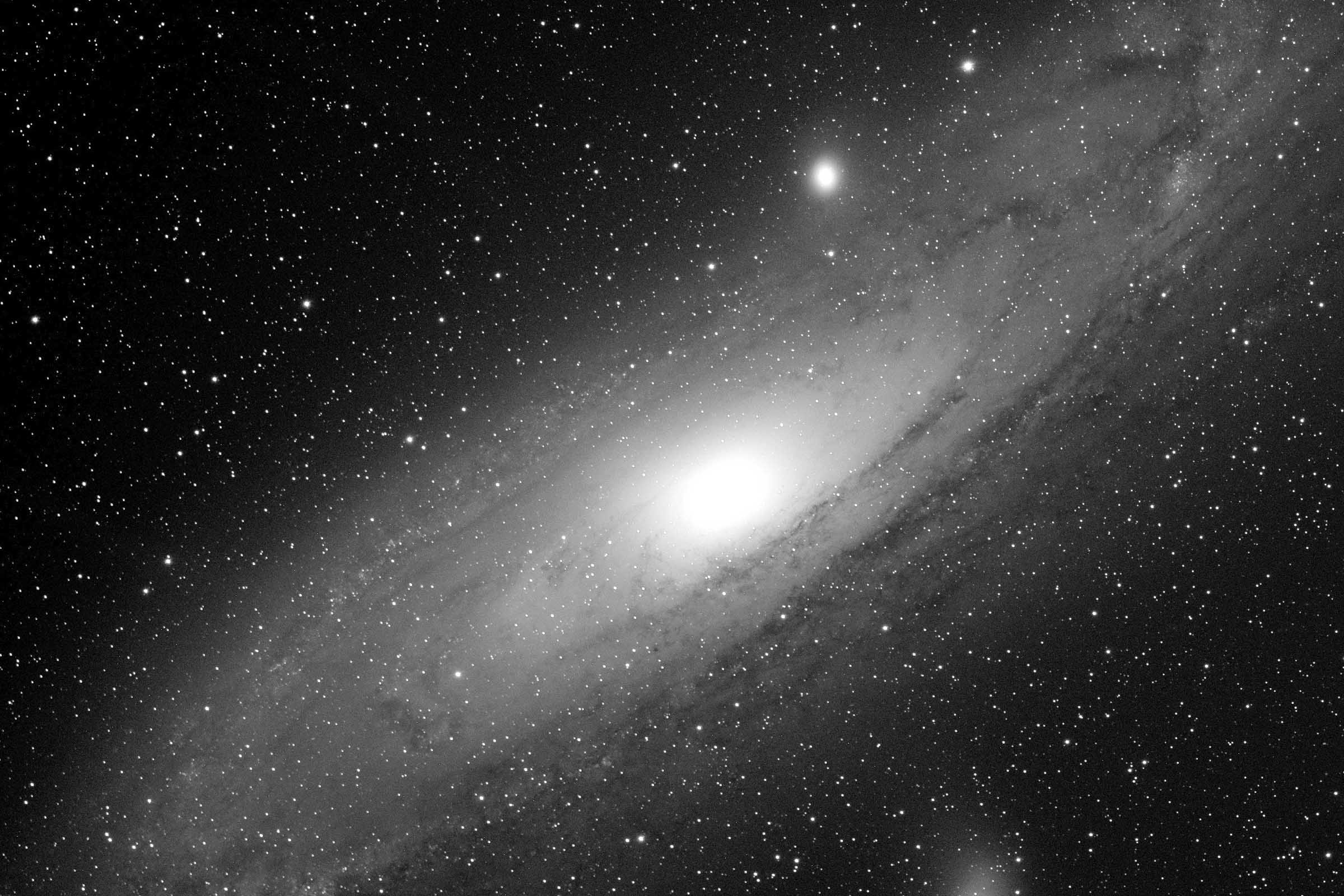 M31_DDP_auto_Andromeda Nebula-20-37-00-40.00s-2x2-0001