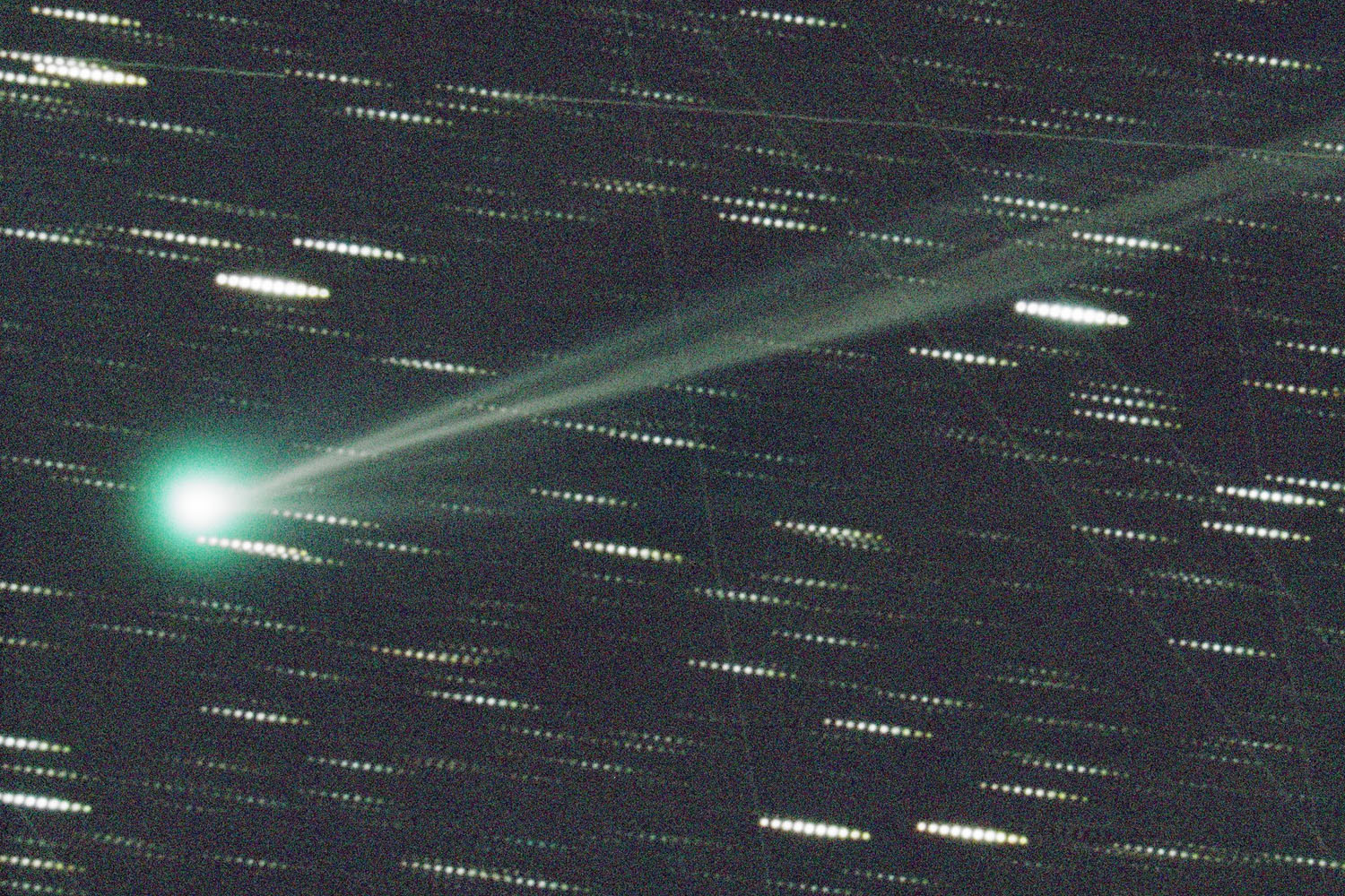 Комета C-2023 P1 (Nishimura), снятая 30 августа 2023 года